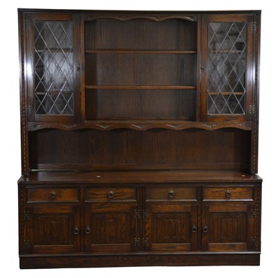 Lot 433 - Reproduction oak dresser