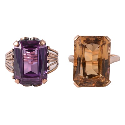 Lot 116 - Two gemset dress rings, citrine, synthetic corundum.