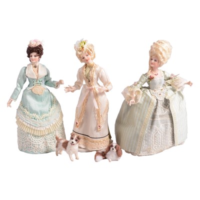 Lot 246 - Collection of porcelain miniature dolls, various Period dress