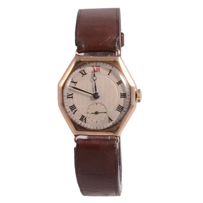 Lot 1063 - A gentleman's vintage 9 carat yellow gold manual wind wristwatch.