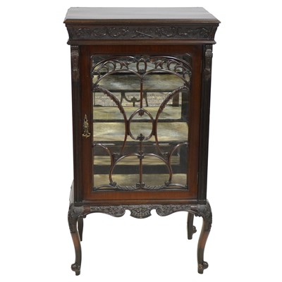 Lot 359 - Late Victorian mahogany cabinet
