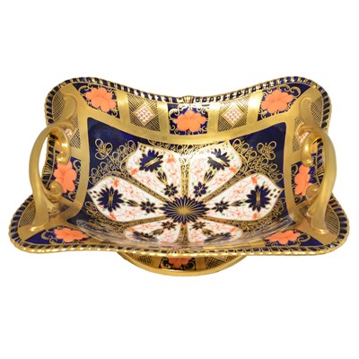 Lot 2 - Royal Crown Derby Imari pedestal basket