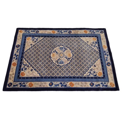 Lot 428 - Chinese sculpted wool rug