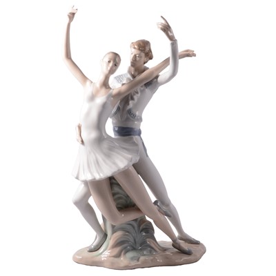Lot 61 - Nao, 'Finale' a large group of dancers