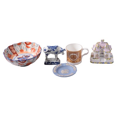 Lot 72 - Quantity of decorative ceramics