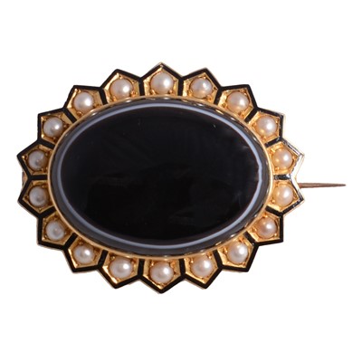 Lot 207 - A Victorian In Memoriam banded agate and pearl brooch.