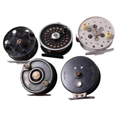 Lot 161 - Five vintage centre pin fly fishing reels