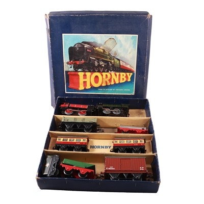 Lot 68 - Hornby, a quantity of O and OO gauge model railway