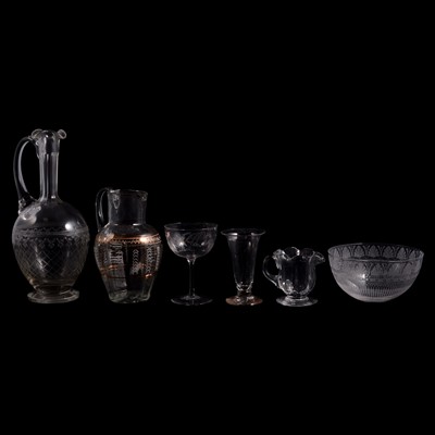 Lot 53 - Collection of glassware