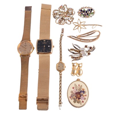 Lot 468 - Three vintage wristwatches, and costume jewellery.