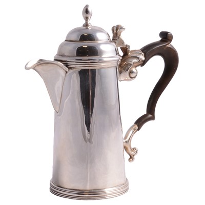 Lot 276 - A small Georgian style silver coffee pot, London 1913