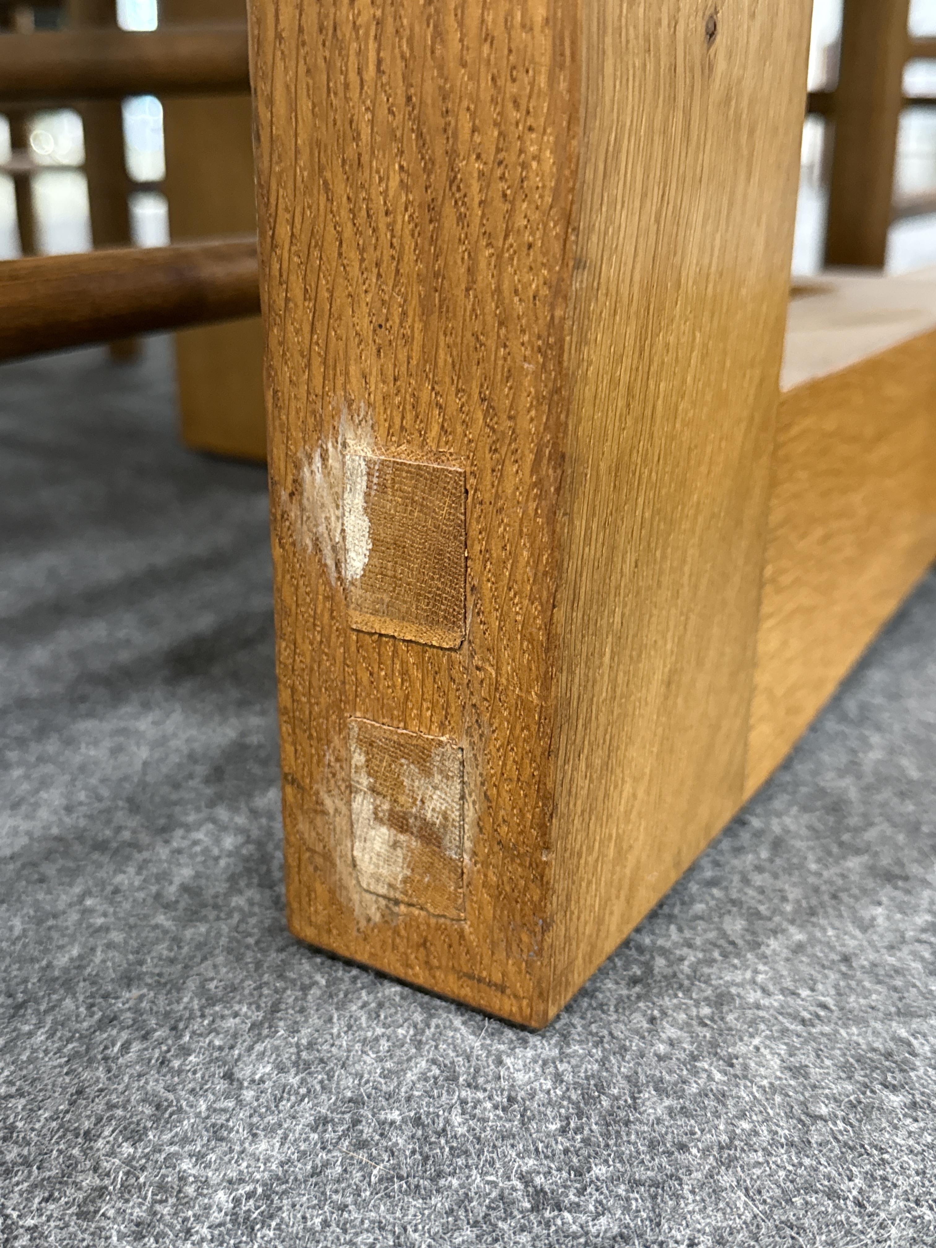 Lot 21 - Cotswold style Arts & Crafts oak dining table