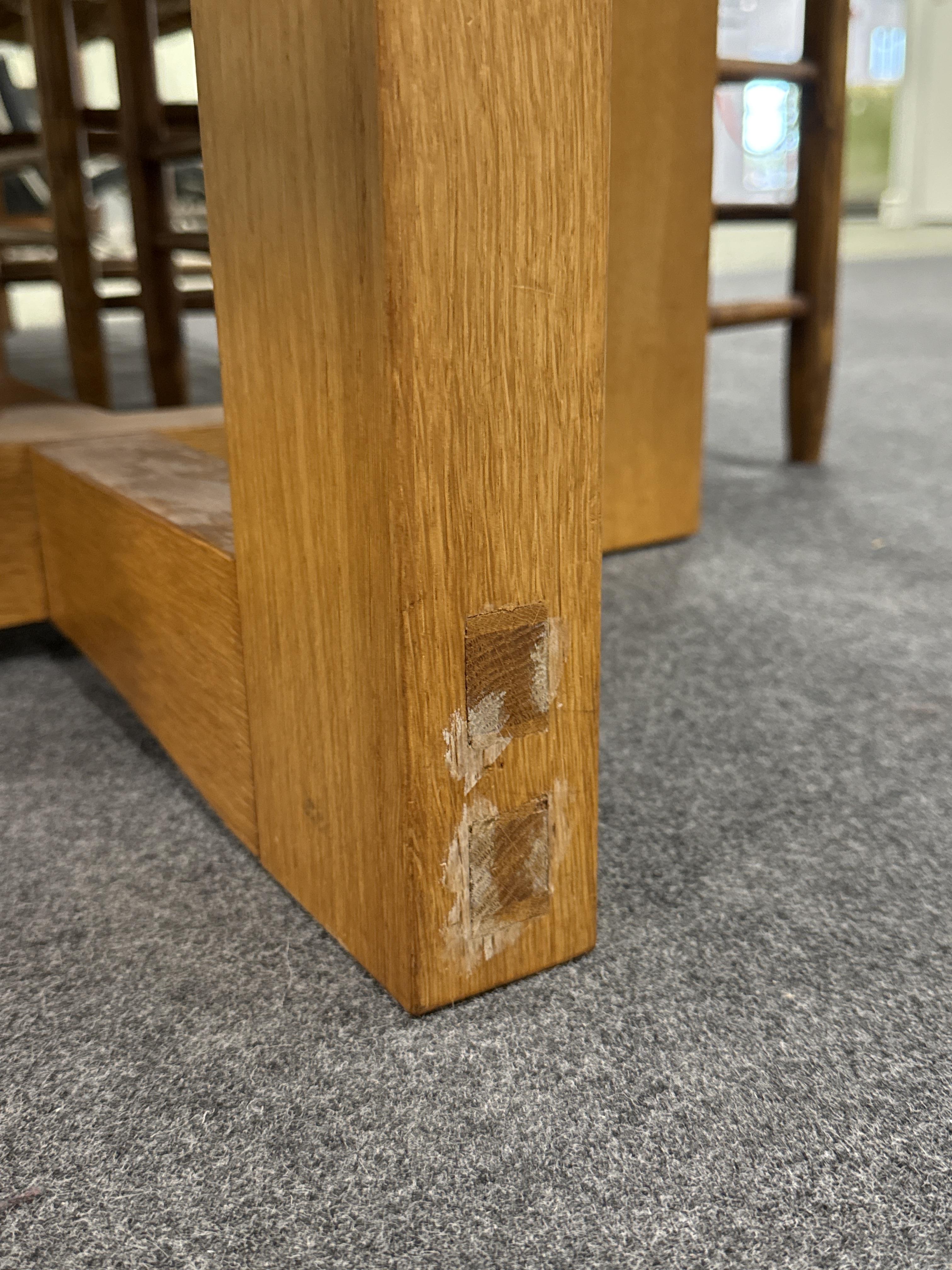 Lot 21 - Cotswold style Arts & Crafts oak dining table