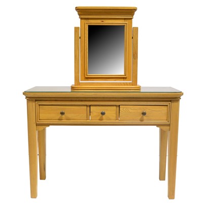 Lot 375 - Modern light oak bedroom suite