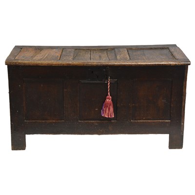 Lot 429 - Joined oak coffer