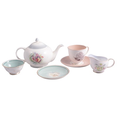 Lot 72 - Five Susie Cooper part tea sets, various patterns.