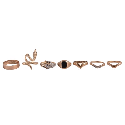 Lot 135 - Seven 9 carat yellow gold rings.