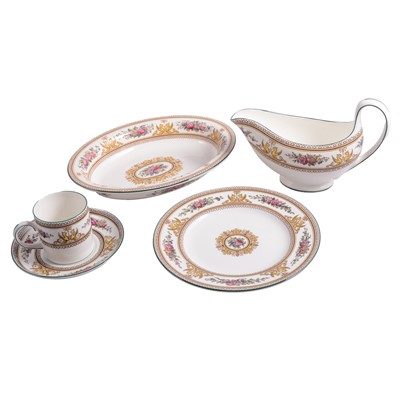 Lot 83 - Wedgwood Columbia dinner, tea and coffee service