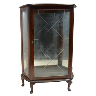 Lot 539 - Two small mahogany effect display cabinets