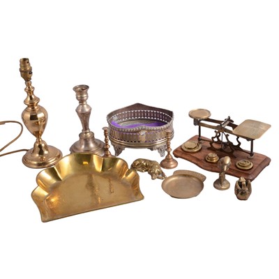 Lot 91 - A collection of brasswares
