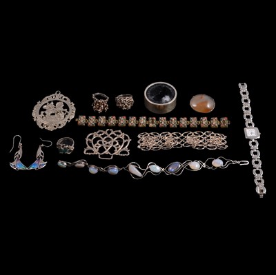 Lot 526 - A collection of silver and white metal jewellery, some modernist designs.