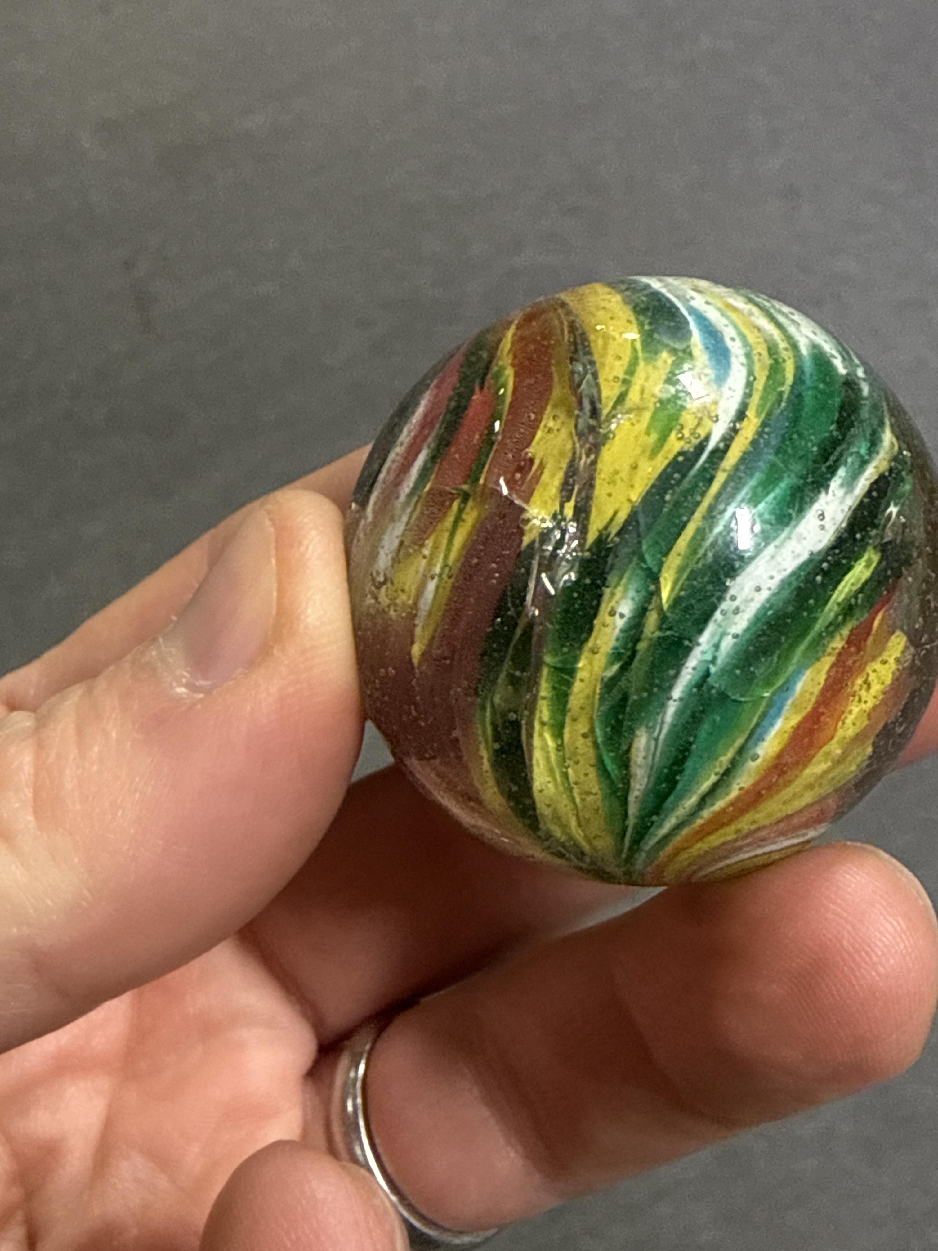 Lot 60 - Small collection of marbles, games, and a