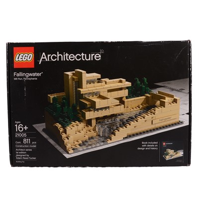 Lot 170 - Lego Architecture set #21005 - Fallingwater, Frank Lloyd Wright