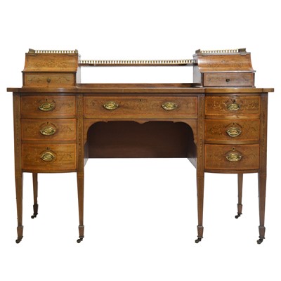 Lot 366 - Edwardian Mahogany Carlton House type desk