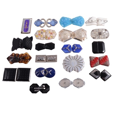 Lot 1166 - Twenty vintage metal and plastic buckles.