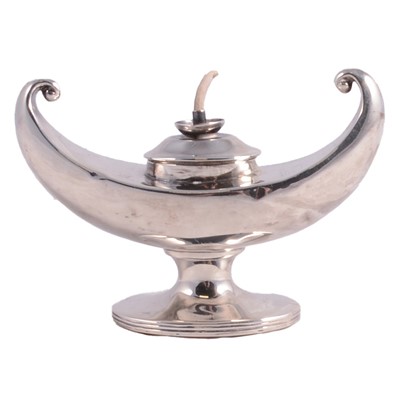 Lot 199 - Edwardian silver novelty table lighter, RR, Birmingham 1910