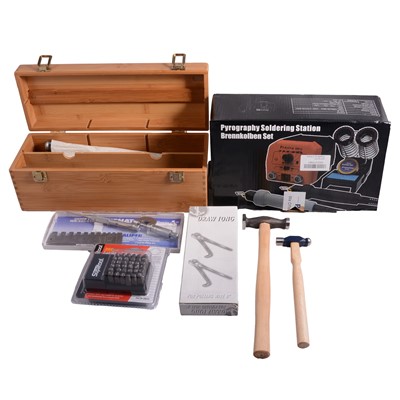 Lot 1322 - A collection of jewellery making equipment.