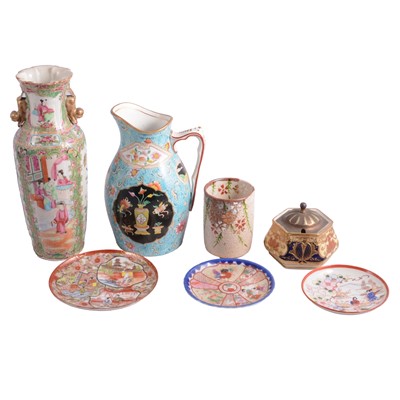 Lot 40 - Collection of assorted Asian ceramics