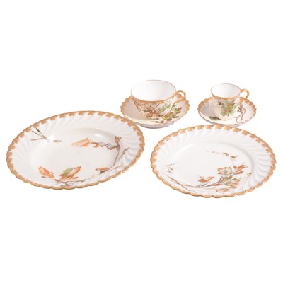 Lot 29 - Extensive Haviland & Co, Limoges, dinner and dessert service