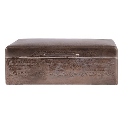 Lot 275 - Silver cigarette box