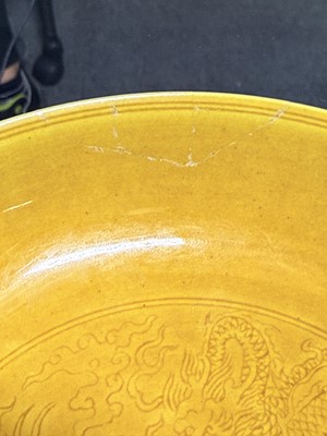 Lot 22 - Chinese yellow monochrome saucer dish