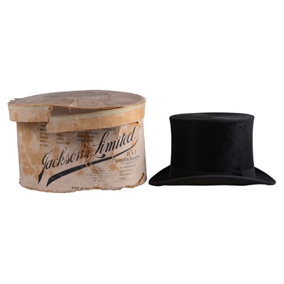 Lot 95 - Vintage silk top hat, boxed