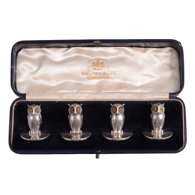 Lot 63 - Set of four Edwardian silver menu stands
