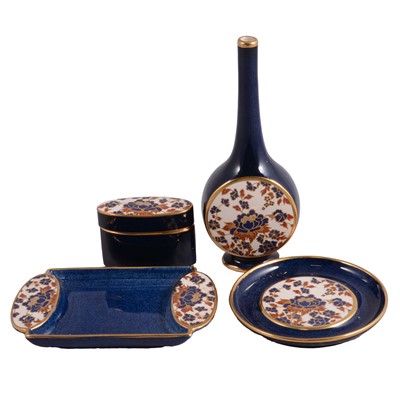 Lot 88 - Four pieces of Carlton Ware 'Imari' pottery
