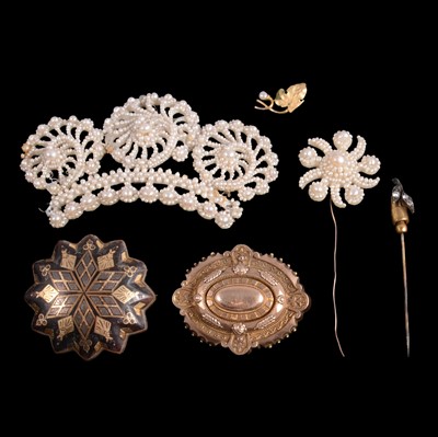 Lot 501 - Seed pearl jewellery, diamond stick pin, tortoiseshell and pique brooch, and other jewellery.