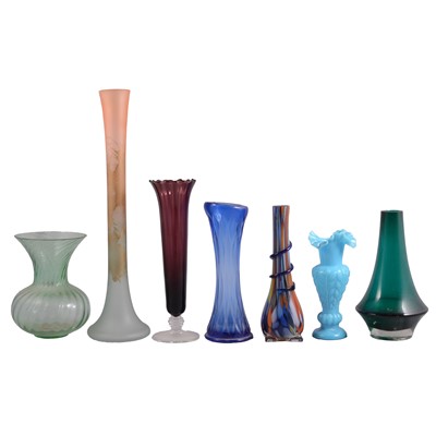 Lot 51 - Fifteen pieces of coloured decorative glass
