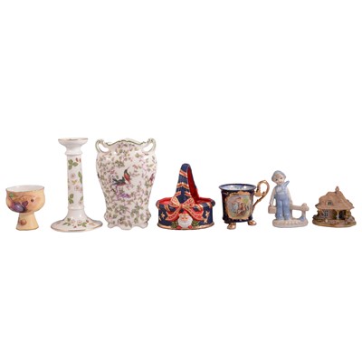 Lot 42 - Quantity of decorative ceramics