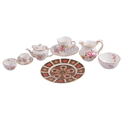 Lot 125 - Small collection of Royal Crown Derby miniature teaware and an Imari tea plate
