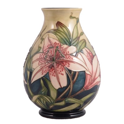 Lot 8 - Moorcroft pottery Lillies of the field vase