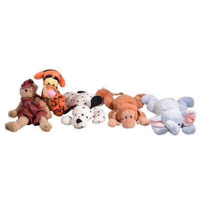Lot 185A - Large collection of modern teddy bears and plush soft toys