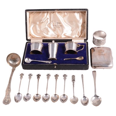 Lot 268 - Small quantity of silver