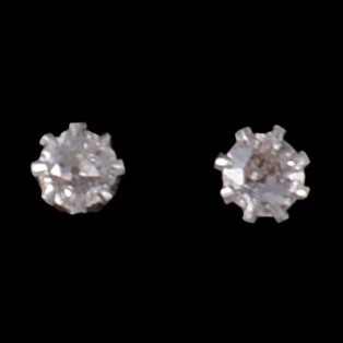 Lot 189 - A pair of diamond earstuds, and a diamond three stone ring.