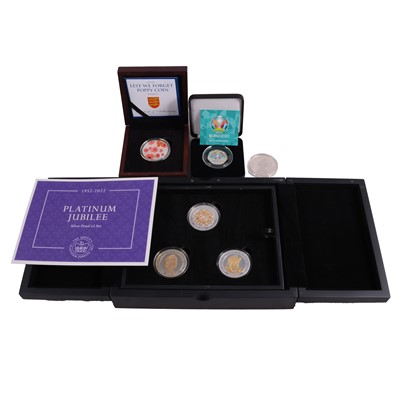 Lot 316 - Platinum Jubilee £5 Silver Proof Three Coin Set, and other silver coins.