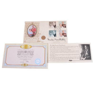 Lot 327 - Royal Golden Wedding Anniversary Gold Full Sovereign Coin Cover.