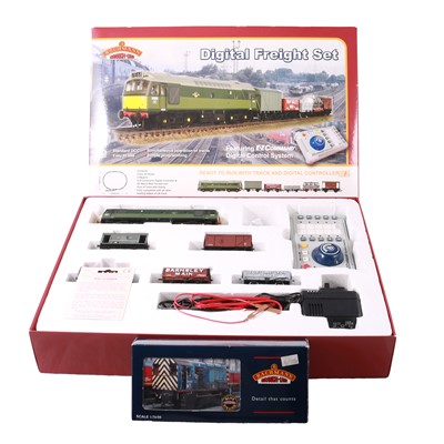 Lot 85 - Bachmann, a OO gauge 'Digital Freight Set', and a 08 Class Diesel Shunter
