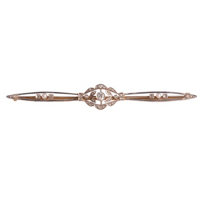 Lot 199 - A large diamond set bar brooch.
